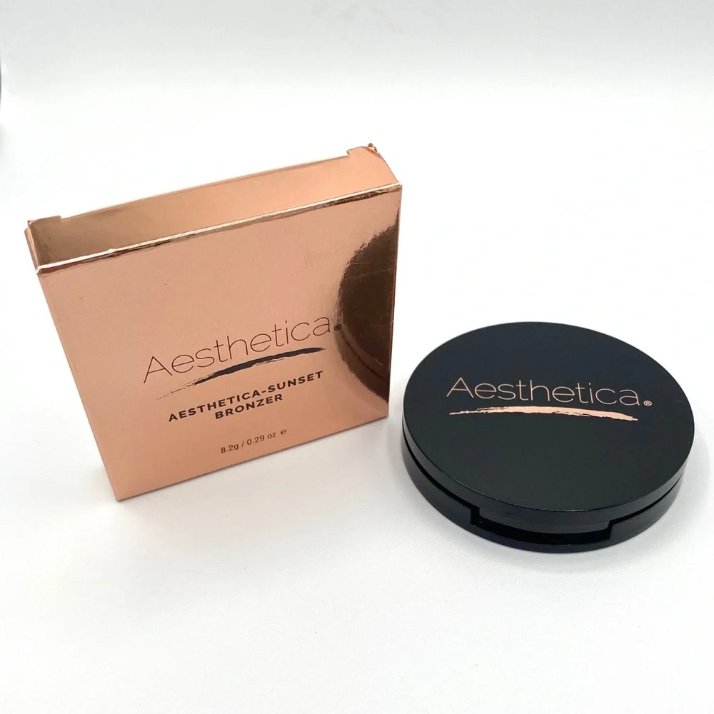 Aesthetica Sunset Bronzer Beachy Glow BNIB